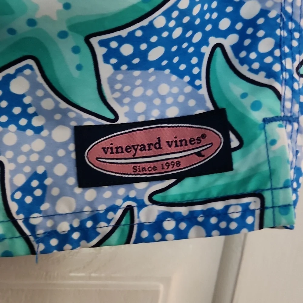 Vineyard Vines Swim Trunks Size Large